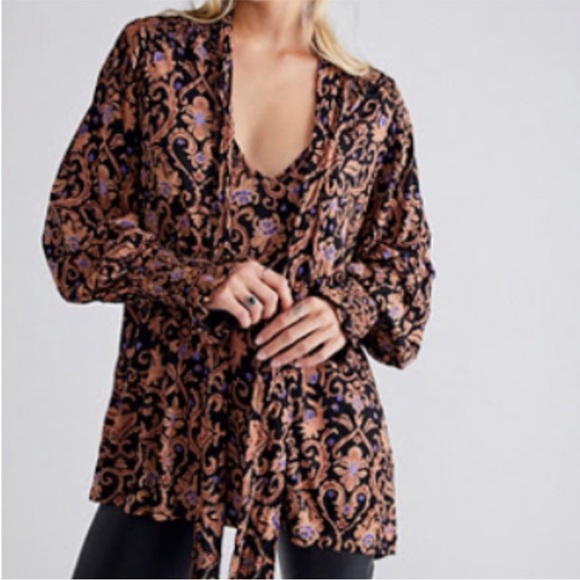 Tops - 37. | BNWT | Free People | Printed Bridgette Tunic
